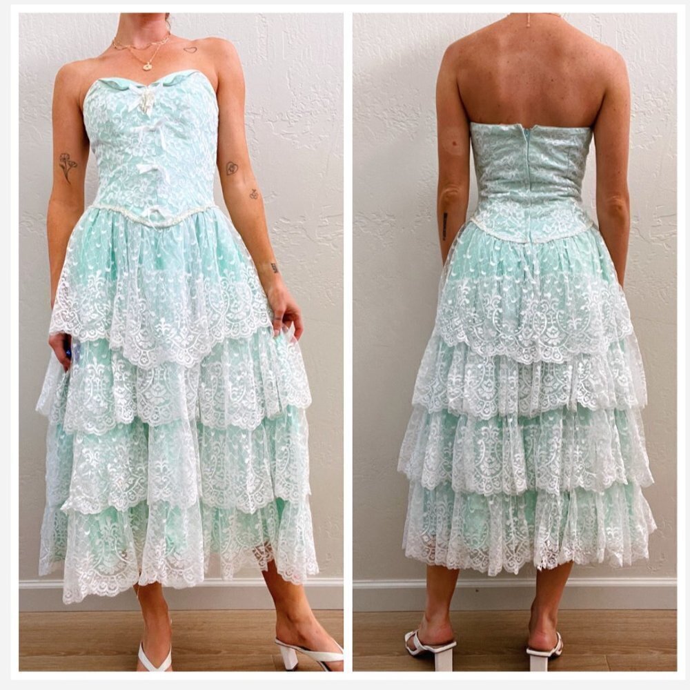 Vintage 1980's Turquoise Tiered Lace Strapless Corset Formal Midi Dress